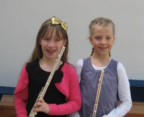 Iza Štih in Neža Vrečko sta bili uspešni v Srbiji